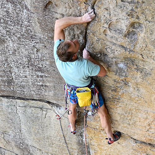 Wholesale Climbing mountain hiking bag chalk bag supplier