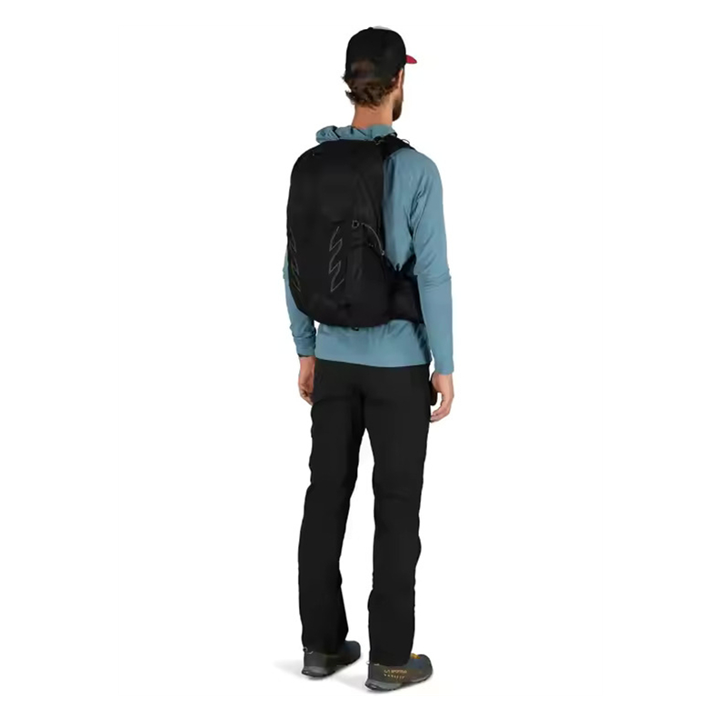 Softback lightweight backpack for runners