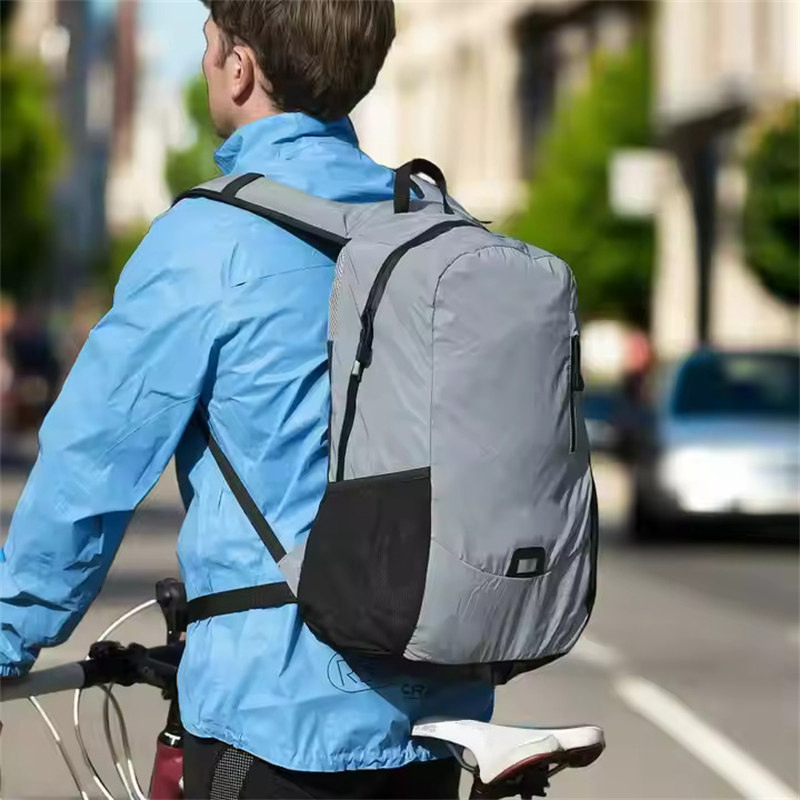Lightweight Cycling Backpack with Reflective Materials