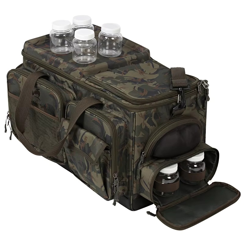 Heavy-duty fisherman's travel bag