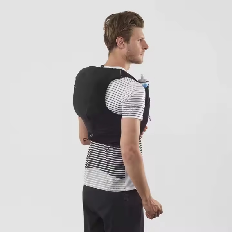 Jogging belt bag with adjustable strap for comfort