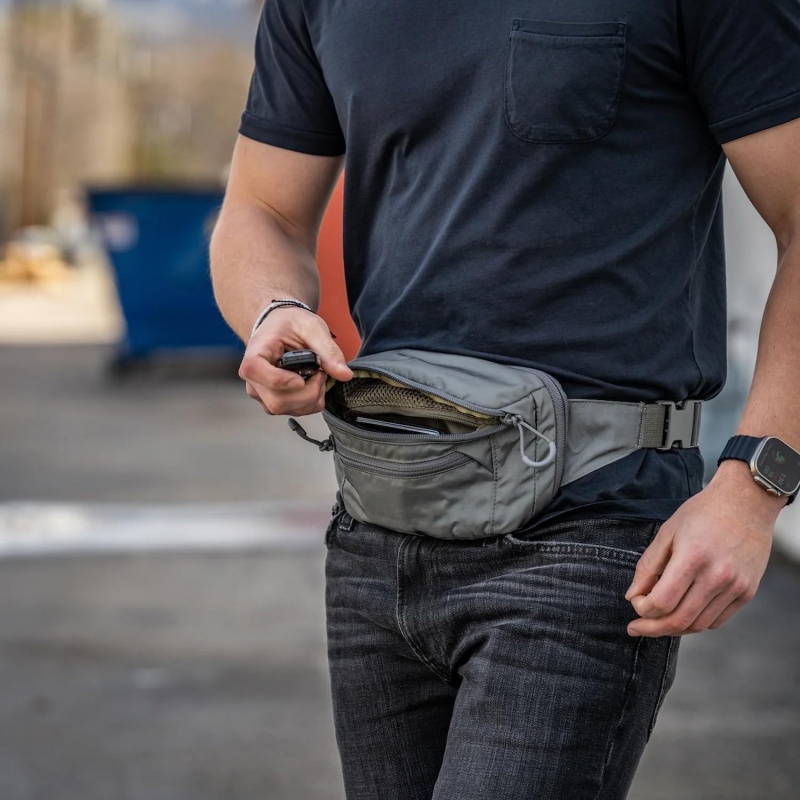 Tactical waist pack for outdoor activities