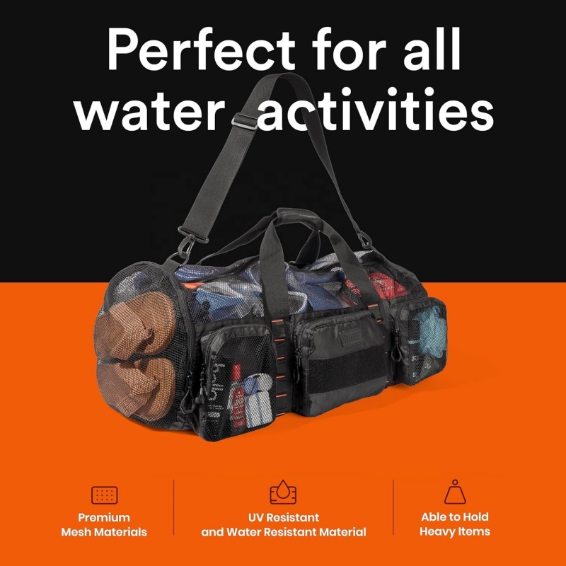 Large capacity duffel carry bag
