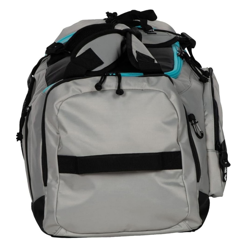 Lightweight travel bag for fitness and sports activities