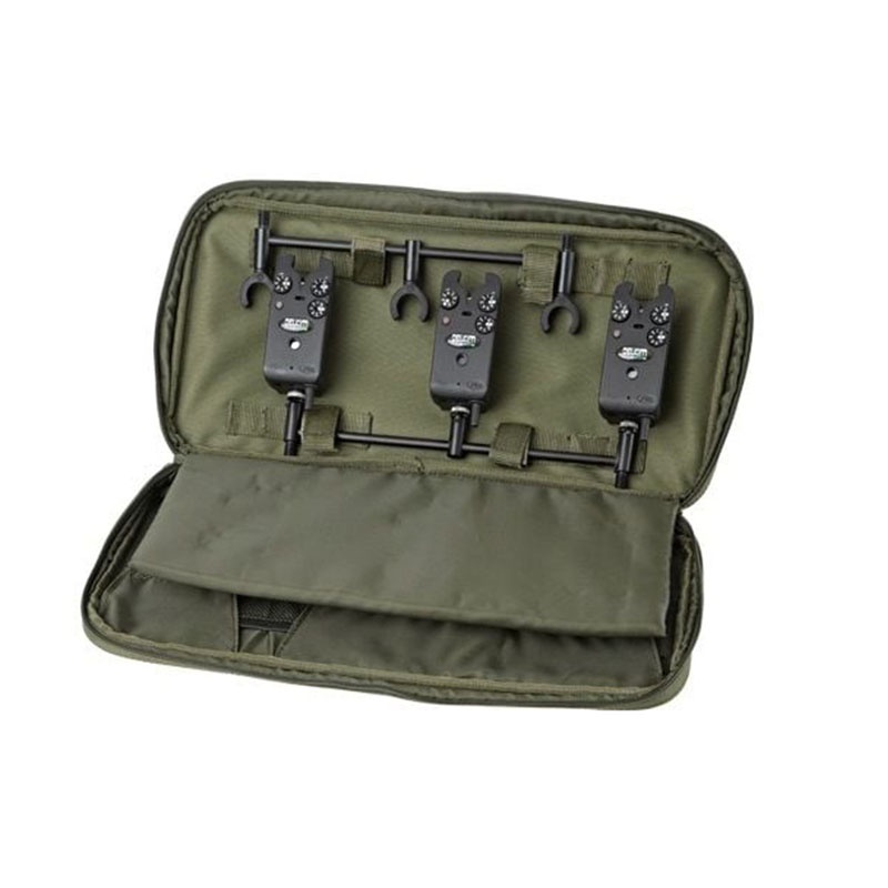 Large capacity fishing tackle bag